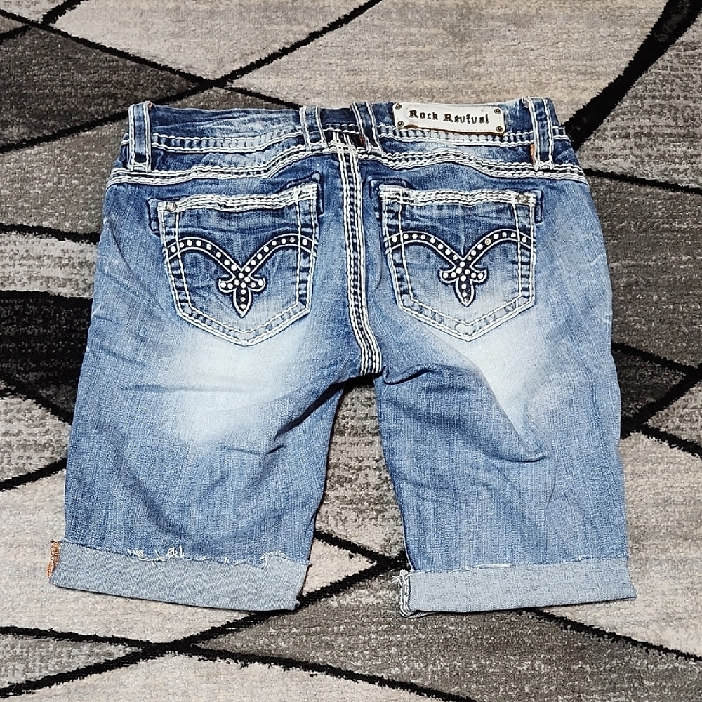ROCK REVIVAL BECKY FLEUR-DE-LIS RHINESTONES CUT-OFF DENIM JEAN SHORTS